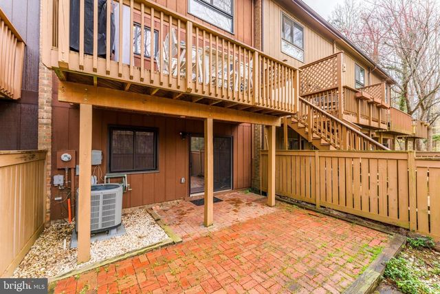 11915 ESCALANTE CT, Reston, VA 20191