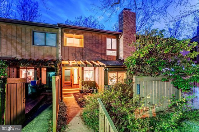 11915 ESCALANTE CT, Reston, VA 20191