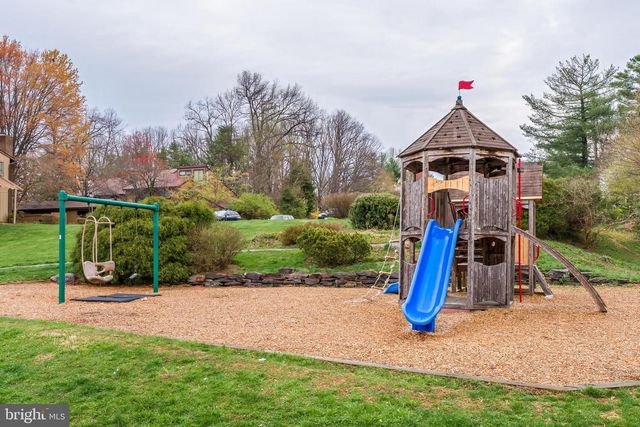 11915 ESCALANTE CT, Reston, VA 20191