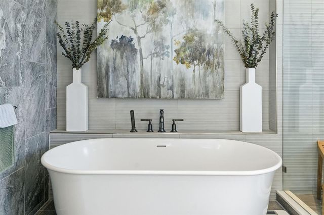 126 4TH AVENUE NE 1401, St Petersburg, FL 33701