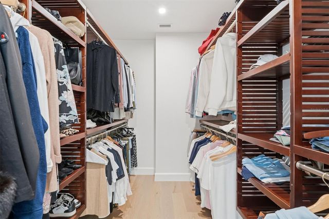 126 4TH AVENUE NE 1401, St Petersburg, FL 33701