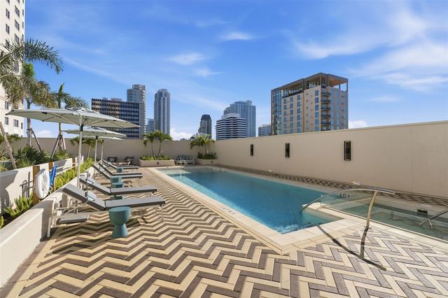 126 4TH AVENUE NE 1401, St Petersburg, FL 33701