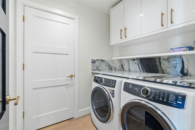 126 4TH AVENUE NE 1401, St Petersburg, FL 33701