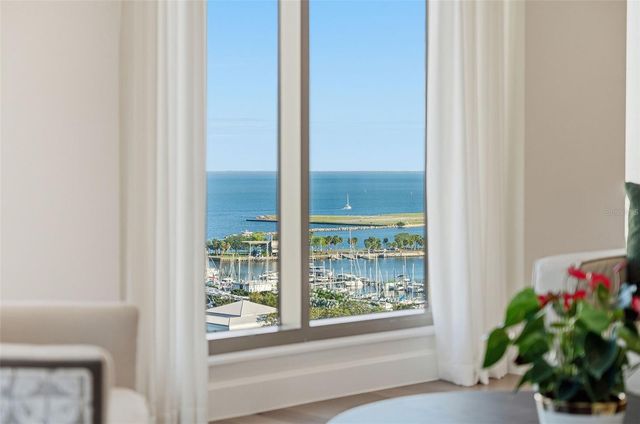 126 4TH AVENUE NE 1401, St Petersburg, FL 33701