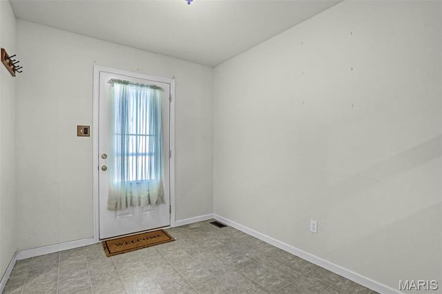 420 Country Stone Drive, Lake St Louis, MO 63367