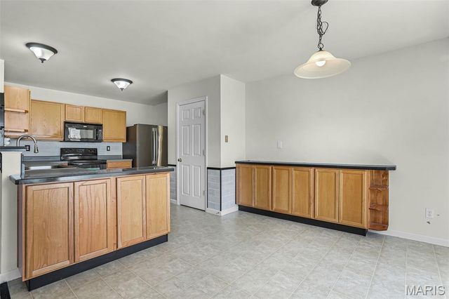 420 Country Stone Drive, Lake St Louis, MO 63367