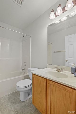 420 Country Stone Drive, Lake St Louis, MO 63367