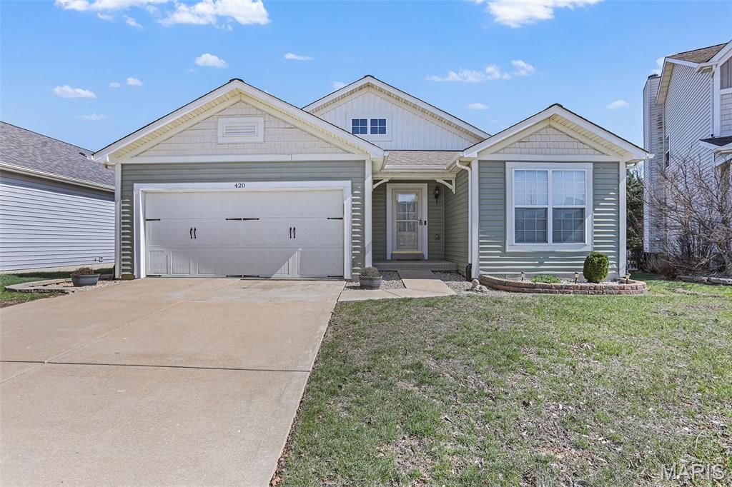 420 Country Stone Drive, Lake St Louis, MO 63367