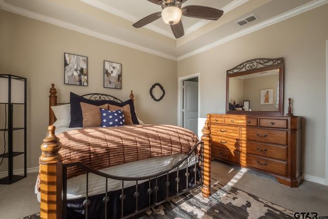 207 Bedford Place, Bullard, TX 75757