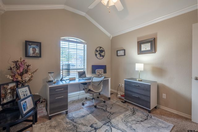 207 Bedford Place, Bullard, TX 75757