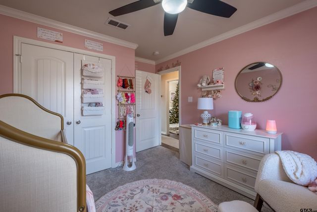 207 Bedford Place, Bullard, TX 75757