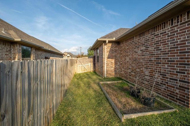 207 Bedford Place, Bullard, TX 75757