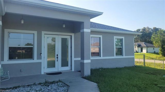 653 Foxchase DR, Lehigh Acres, FL 33974