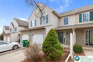 8014 Heritage Drive, Lower Macungie Twp, PA 18011