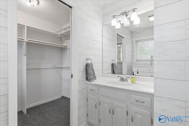 1103 Alta Vista Avenue, Huntsville, AL 35801