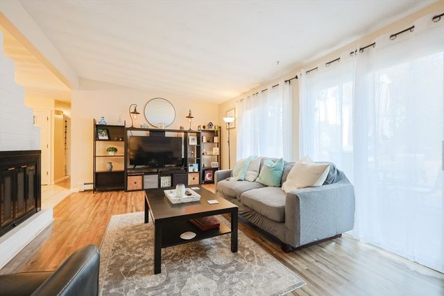 11 Edith Road, Framingham, MA 01701