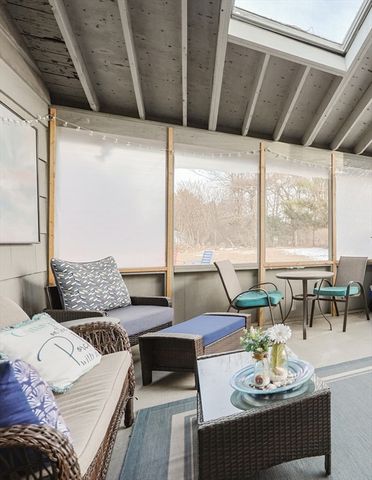 11 Edith Road, Framingham, MA 01701