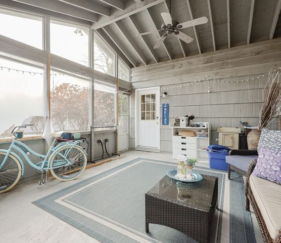 11 Edith Road, Framingham, MA 01701