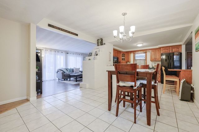 11 Edith Road, Framingham, MA 01701