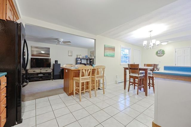 11 Edith Road, Framingham, MA 01701