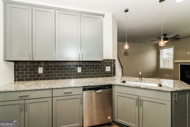 3023 Creekside Overlook Way, Austell, GA 30168