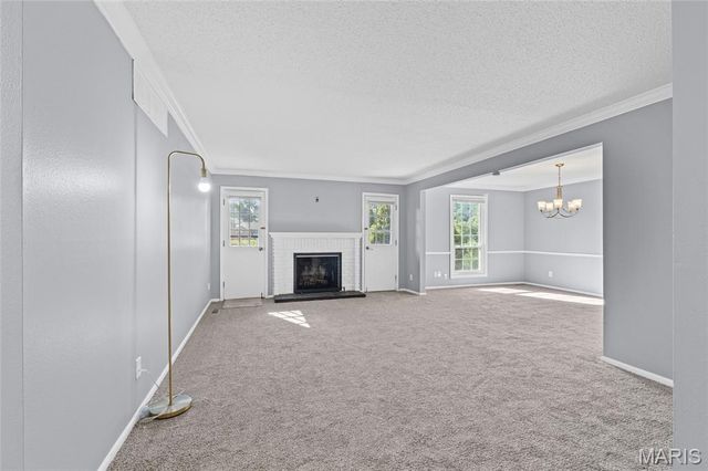 10381 Oxford Hill Drive 1, St Louis, MO 63146