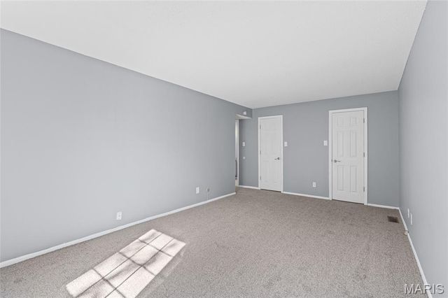 10381 Oxford Hill Drive 1, St Louis, MO 63146