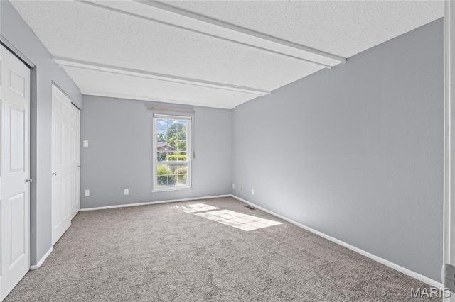 10381 Oxford Hill Drive 1, St Louis, MO 63146
