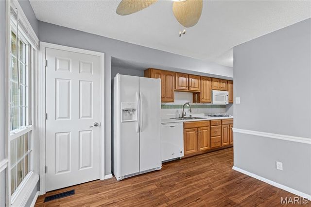 10381 Oxford Hill Drive 1, St Louis, MO 63146