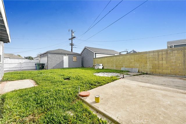 750 W 118th, Los Angeles, CA 90044