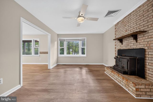 23 GREENRIDGE DR, Stafford, VA 22554