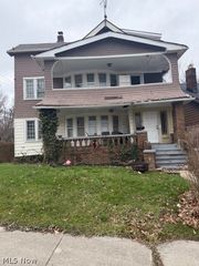 1872 Torbenson Drive, Cleveland, OH 44112