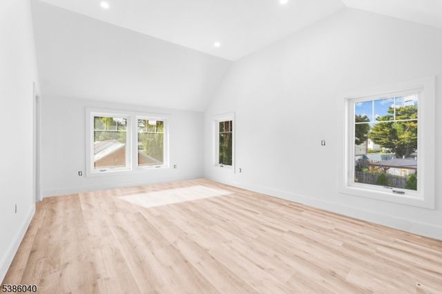 1287 Oxford Ln, Union Twp., NJ 07083