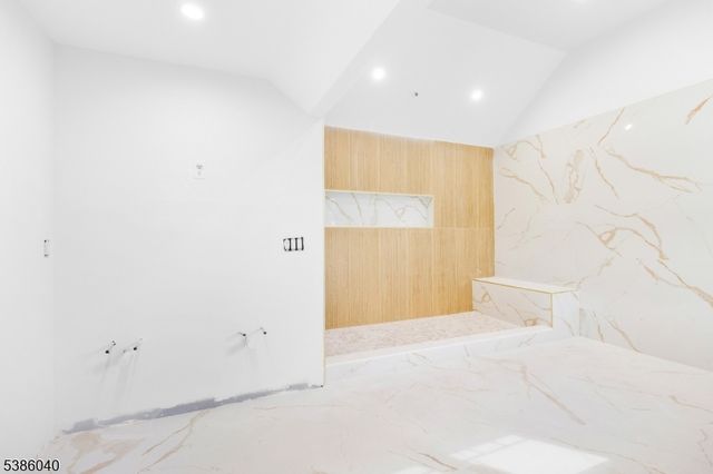 1287 Oxford Ln, Union Twp., NJ 07083