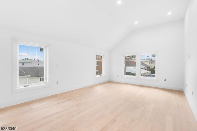 1287 Oxford Ln, Union Twp., NJ 07083