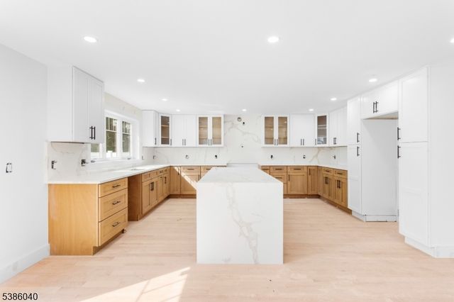 1287 Oxford Ln, Union Twp., NJ 07083