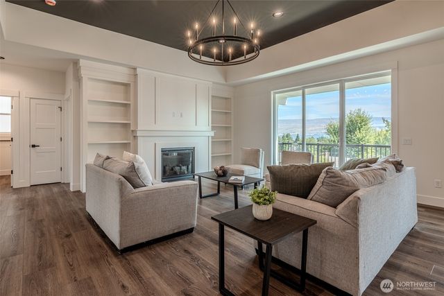 960 Wayne Lane, Wenatchee, WA 98801