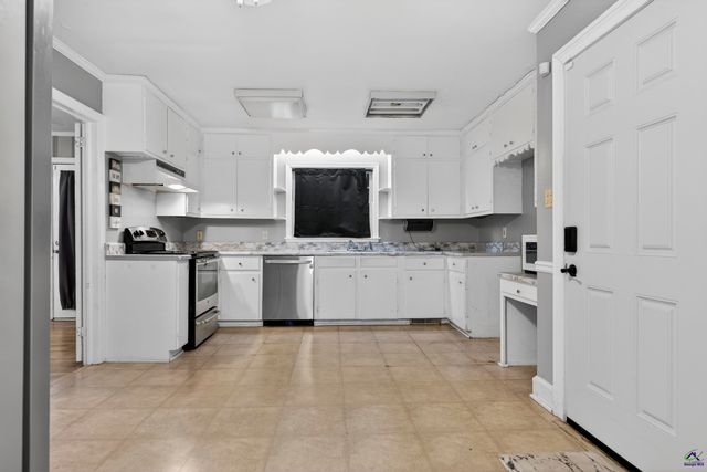 3057 Ridge Avenue, Macon, GA 31204