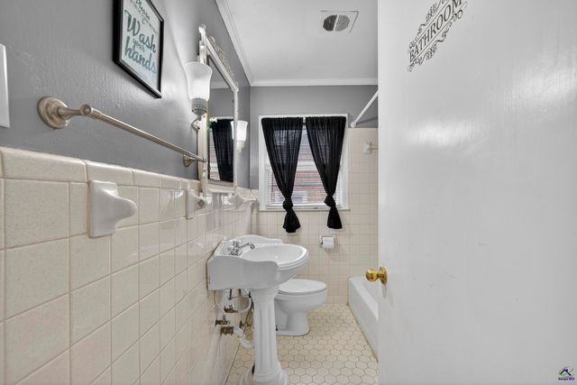3057 Ridge Avenue, Macon, GA 31204