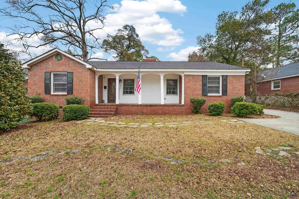 3057 Ridge Avenue, Macon, GA 31204
