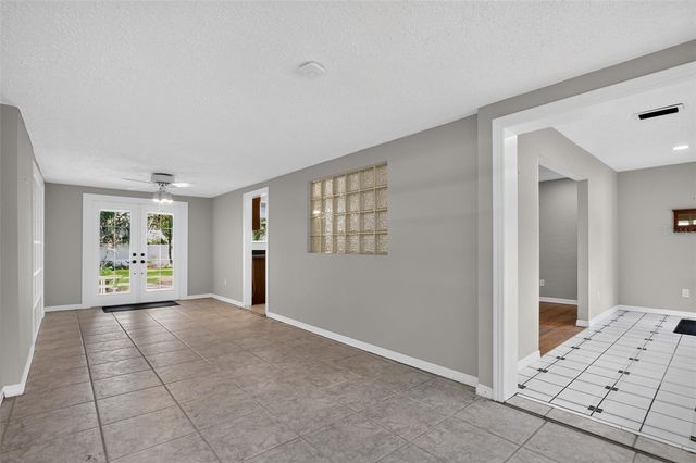 2732 NEWARK WAY, Orlando, FL 32803