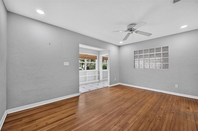 2732 NEWARK WAY, Orlando, FL 32803