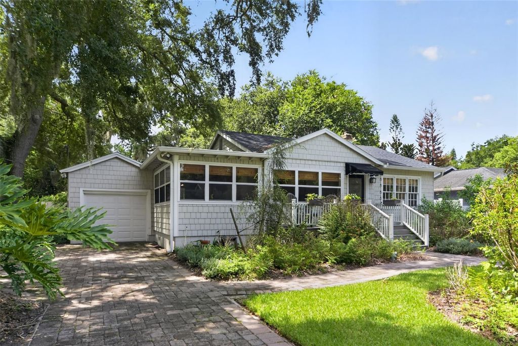 2732 NEWARK WAY, Orlando, FL 32803