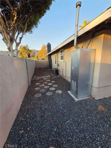 542 W Ada, Glendora, CA 91741