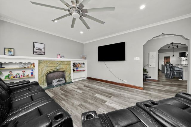 4928 W Altgeld Street, Chicago, IL 60639