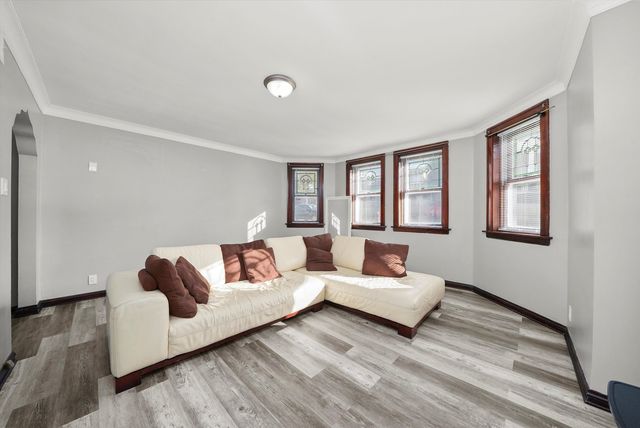 4928 W Altgeld Street, Chicago, IL 60639