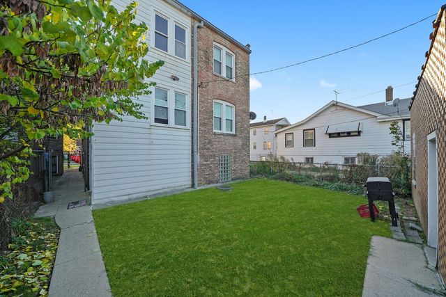 4928 W Altgeld Street, Chicago, IL 60639