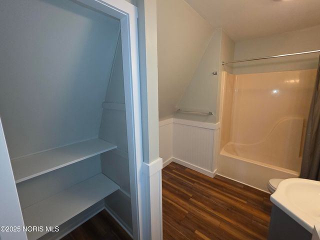 1833 Ottawa Drive, Toledo, OH 43606