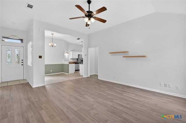 303 Rodeo Circle, Copperas Cove, TX 76522