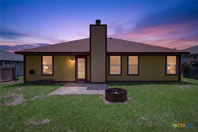 303 Rodeo Circle, Copperas Cove, TX 76522